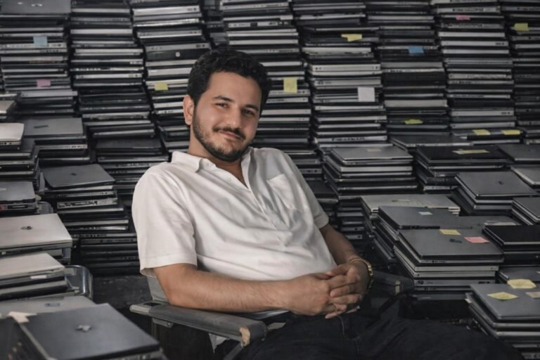 Star City  - Saddar Mobile Market